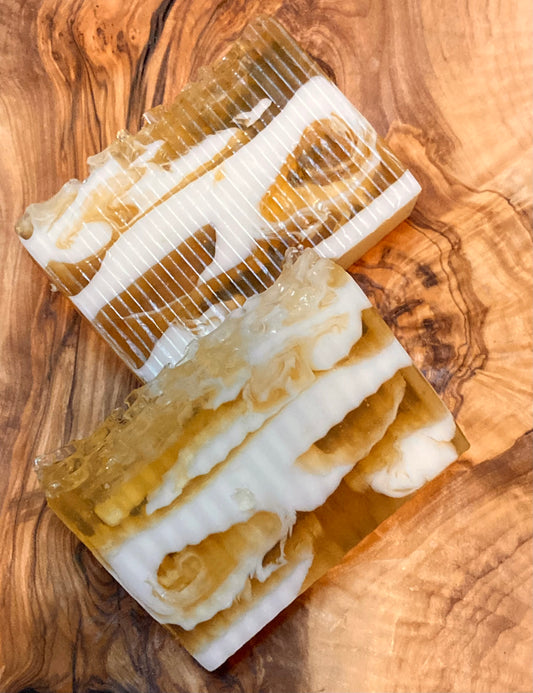 Fall/Winter Bar: Goat’s Milk & Honey with Almond Scent